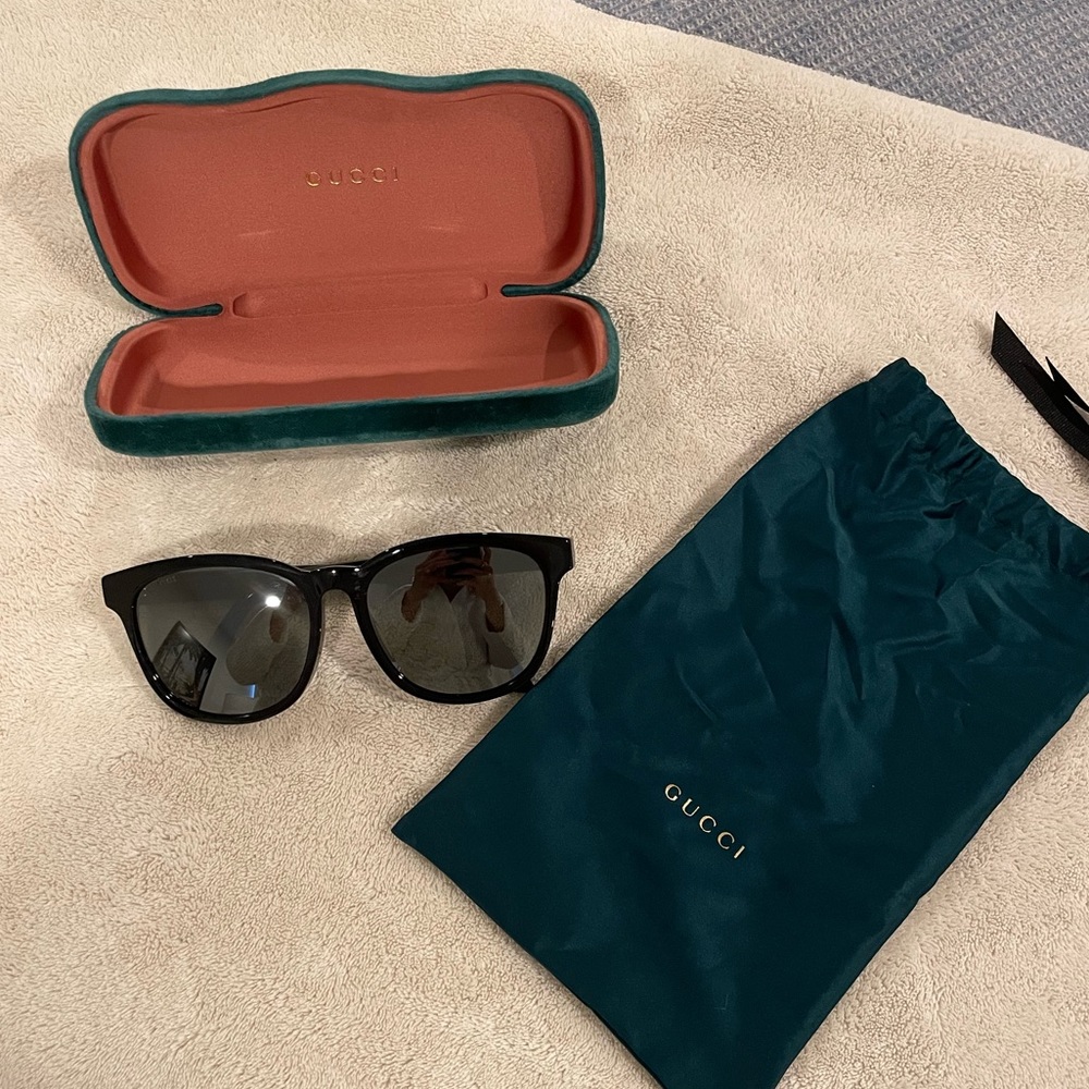 Gucci Black Sunglasses